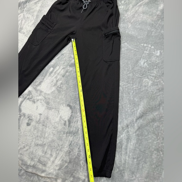 Carhartt Women’s Charcoal Cargo Pants - Picture 4 of 9